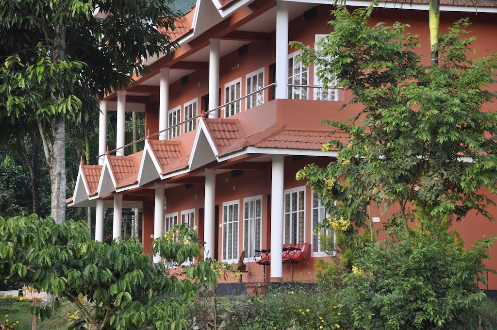 Sunbird Garden Resort Krishnagiri Kamer foto