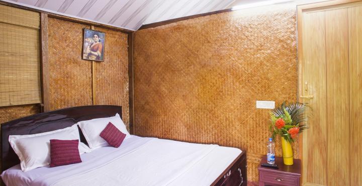 Sunbird Garden Resort Krishnagiri Buitenkant foto