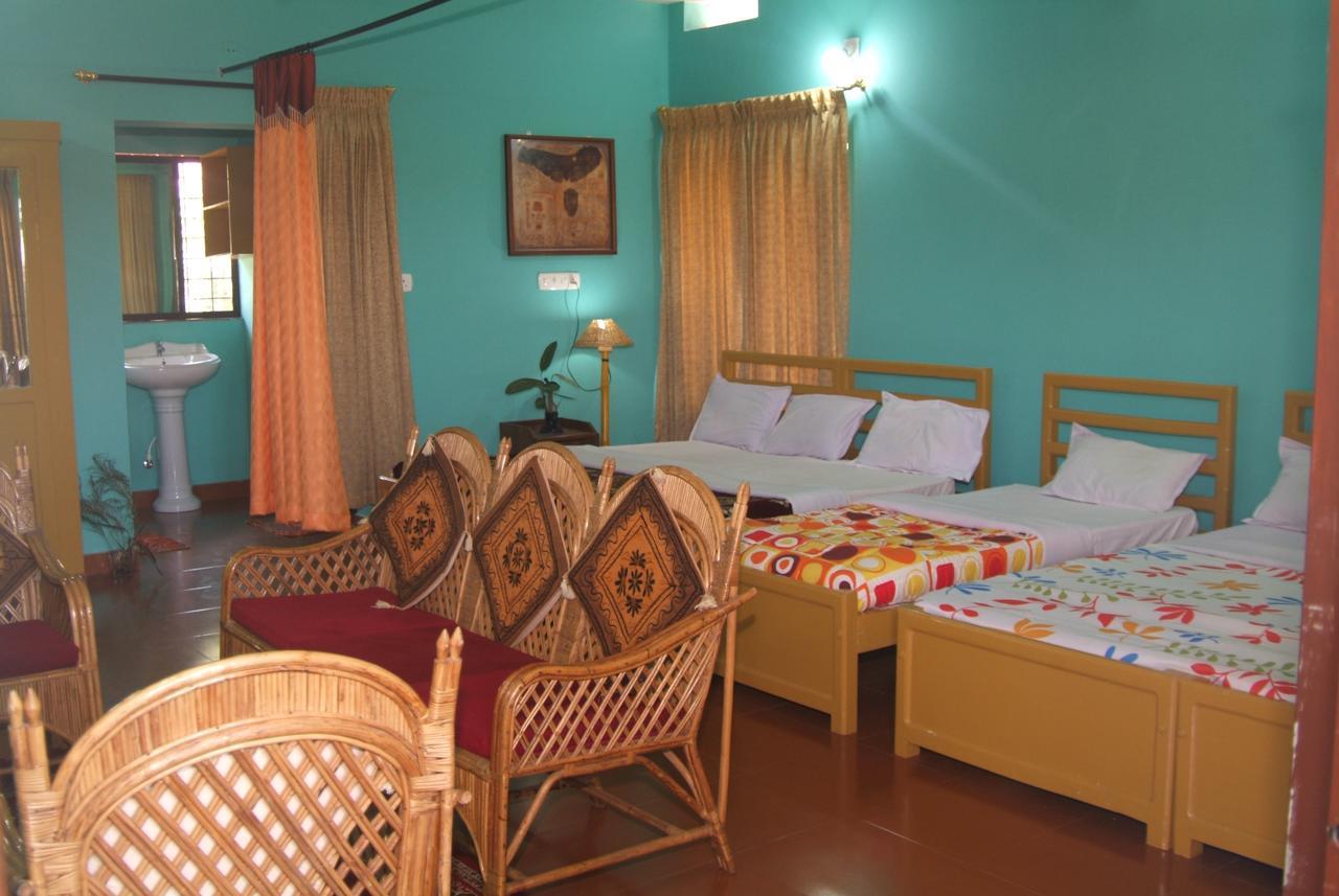 Sunbird Garden Resort Krishnagiri Kamer foto